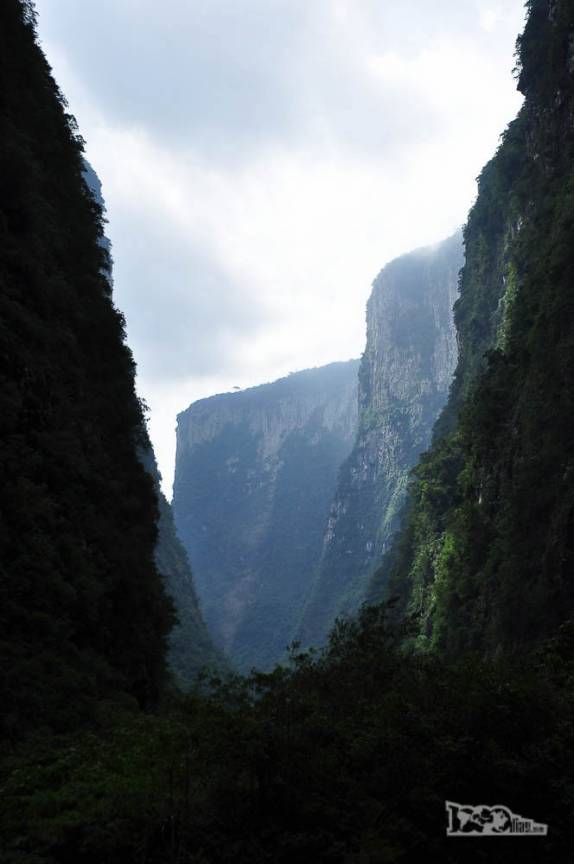 A majestosa paisagem do canyon Itaimbezinho, em Praia Grande, em Santa Catarina